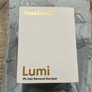 Roseskin co. Lumi IPL hair removal handset